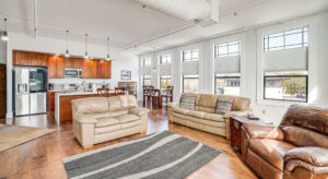 Blaine Condo Rental in beautiful downtown Blaine by the Sea.