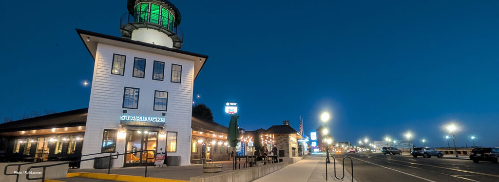 Starbucks Lighthouse in Blaine by the Sea